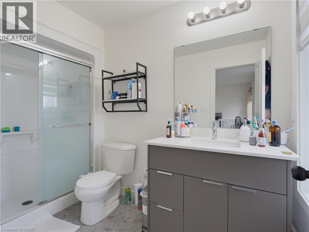 4 Bed, 4 Bath Townhouse for Rent in London – 1781 HENRICA Avenue Unit# 34, London - Image 25