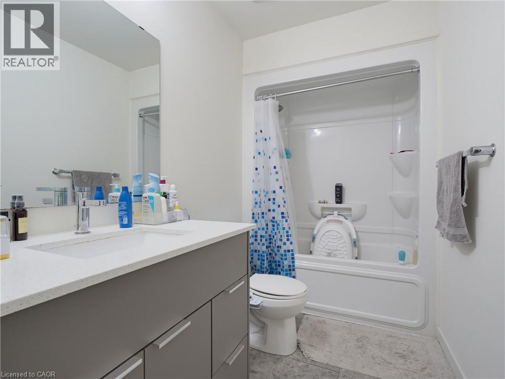 4 Bed, 4 Bath Townhouse for Rent in London – 1781 HENRICA Avenue Unit# 34, London - Image 28