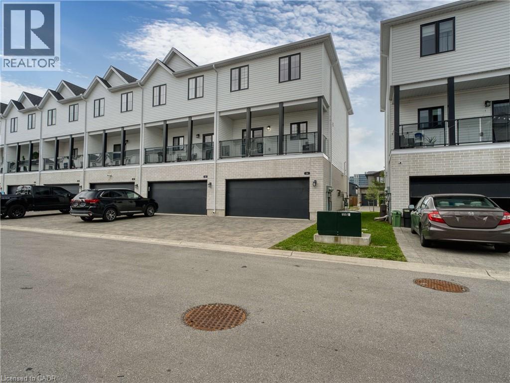 4 Bed, 4 Bath Townhouse for Rent in London – 1781 HENRICA Avenue Unit# 34, London - Image 33