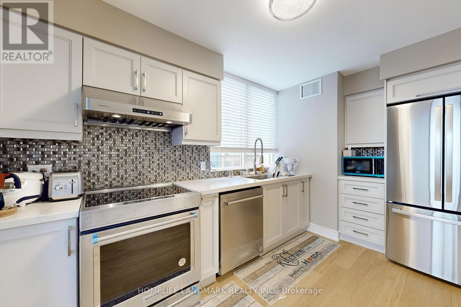 #508 256 DORIS AVENUE - 15