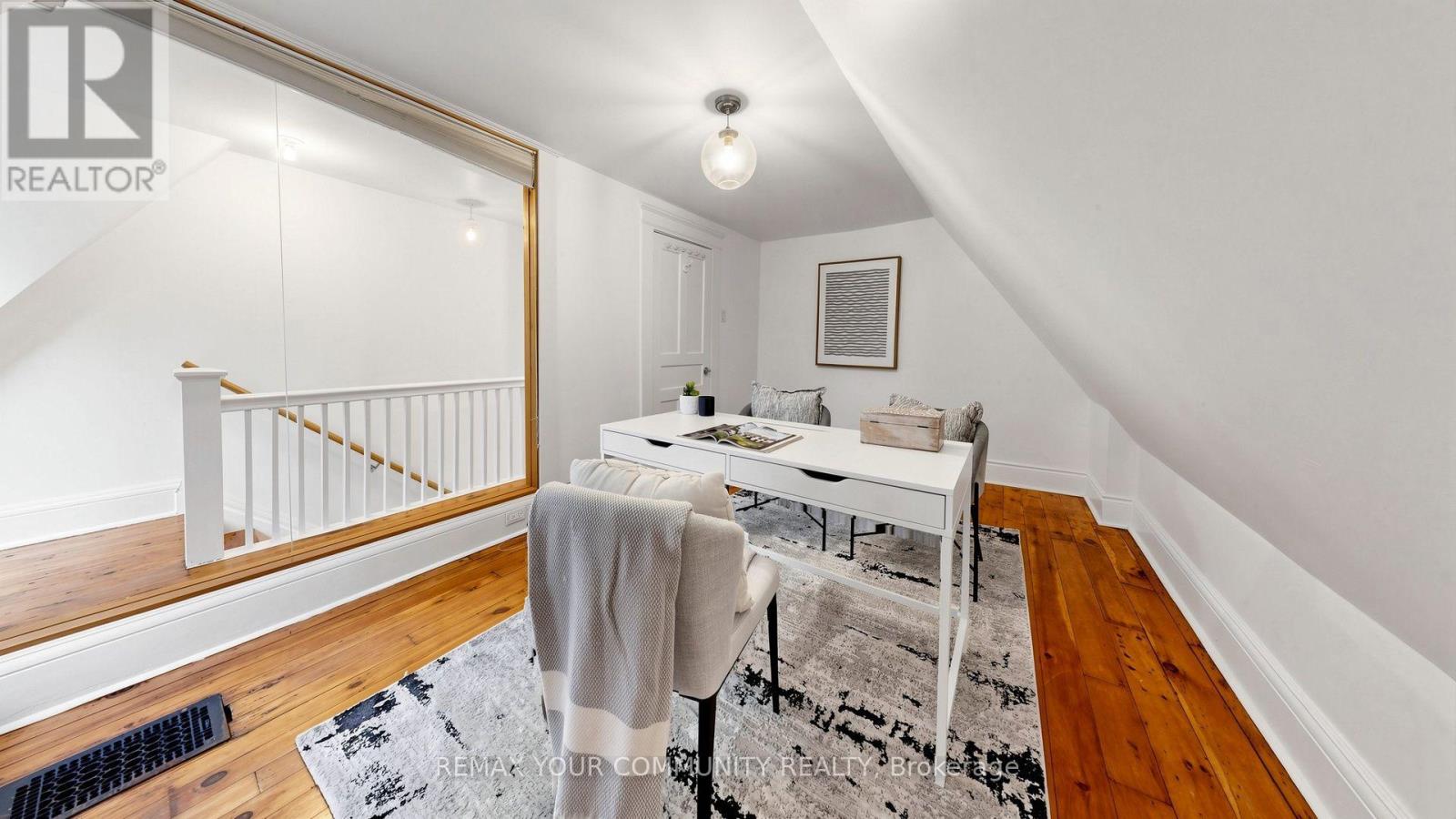 104 WELLS STREET - Image 30