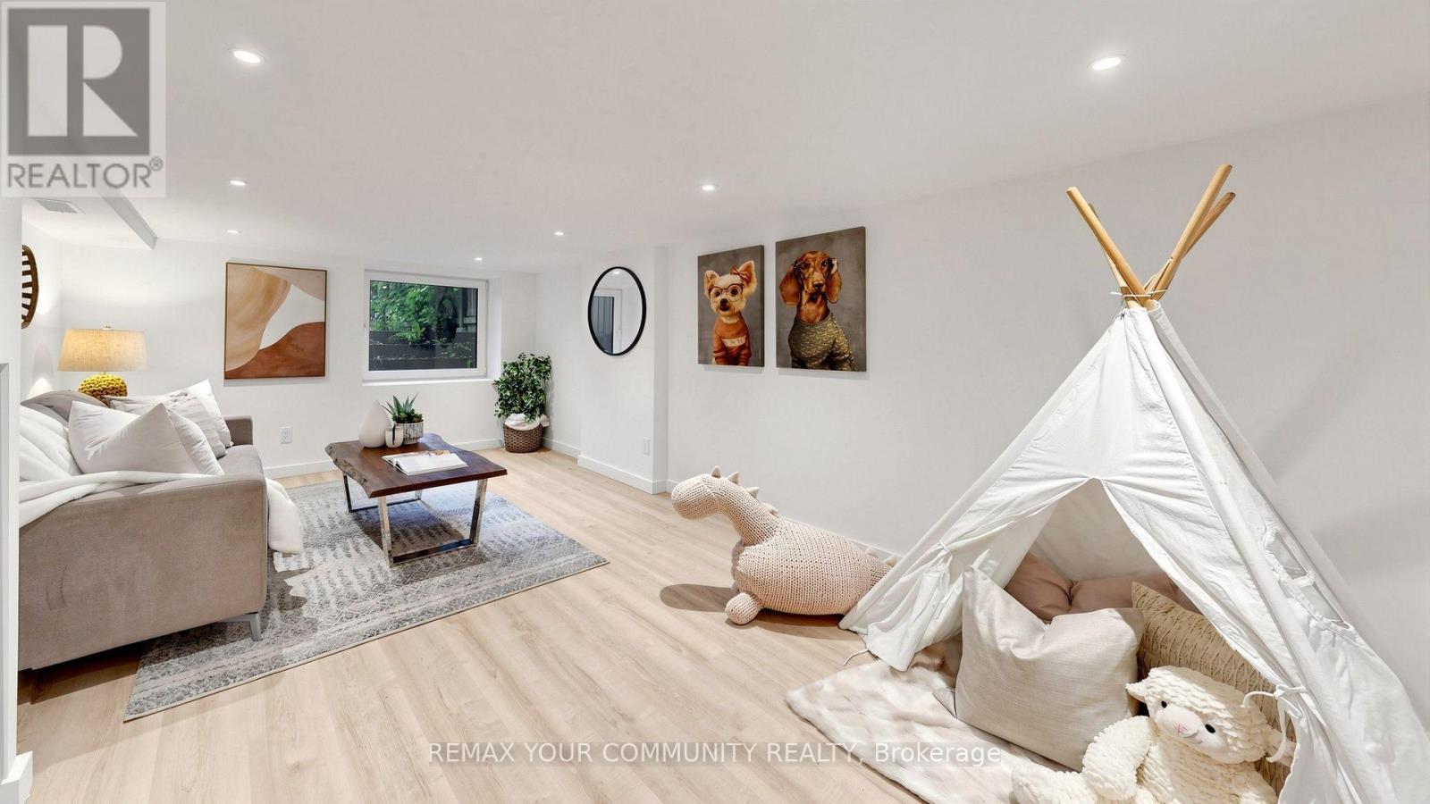 104 WELLS STREET - Image 36