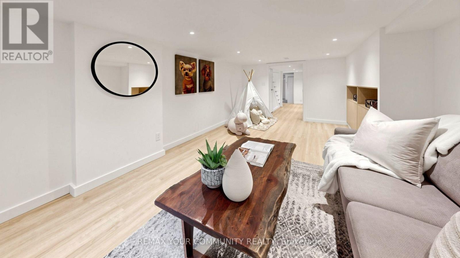 104 WELLS STREET - Image 40