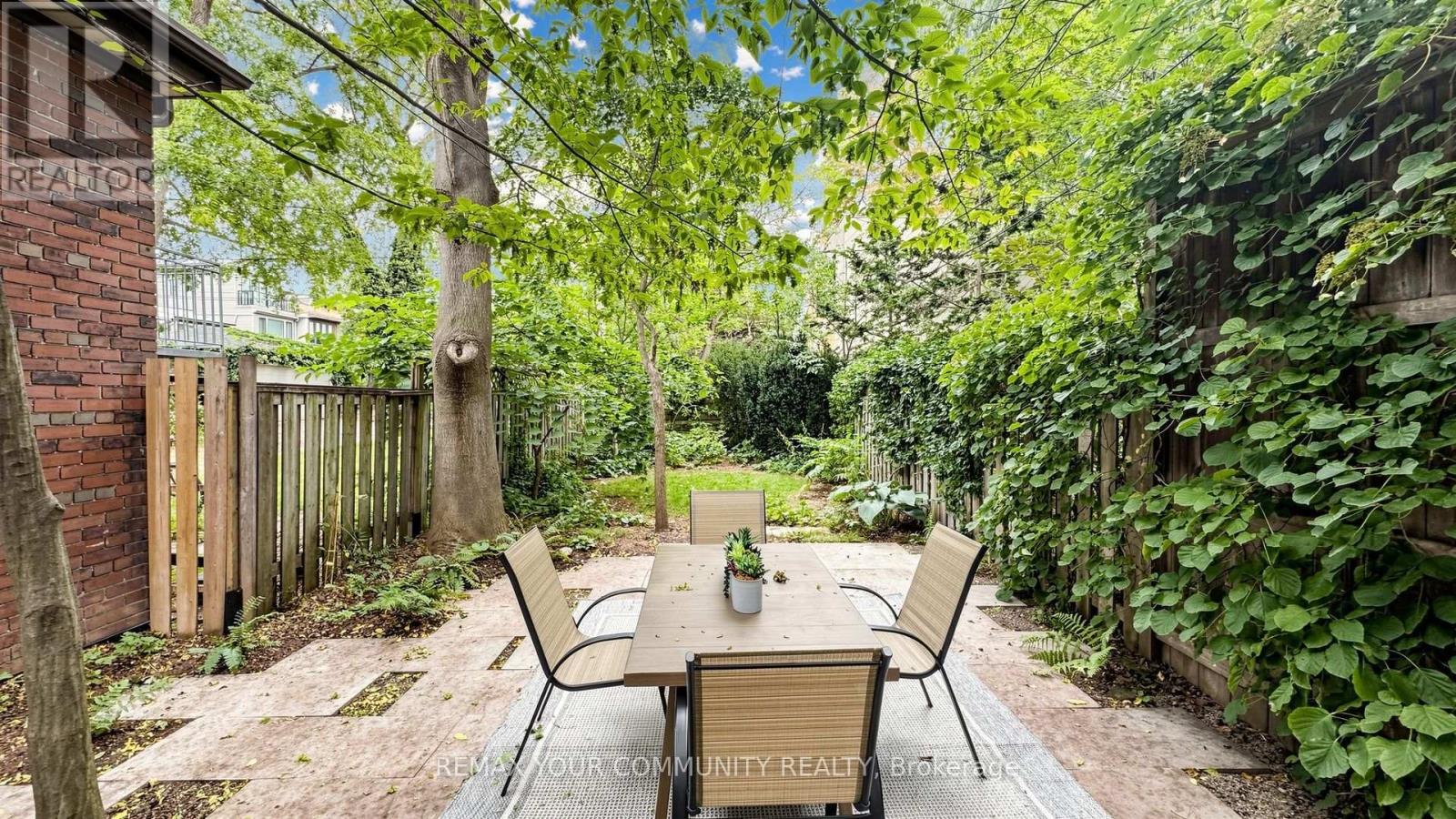 104 WELLS STREET - Image 44