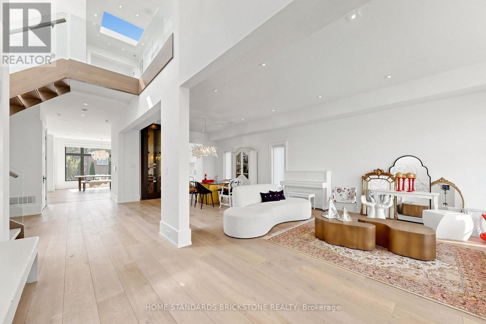 Photo of 10 ALONZO ROAD