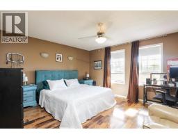 Recreational, Games room - 18 Garden Place, Magrath, AB T0K1J0 Photo 8