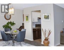 Balcony - 305 103 Gorge Rd E, Victoria, BC V9A6Z2 Photo 9