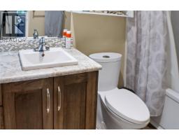 305 103 Gorge Rd E, Victoria, BC V9A6Z2 Photo 28
