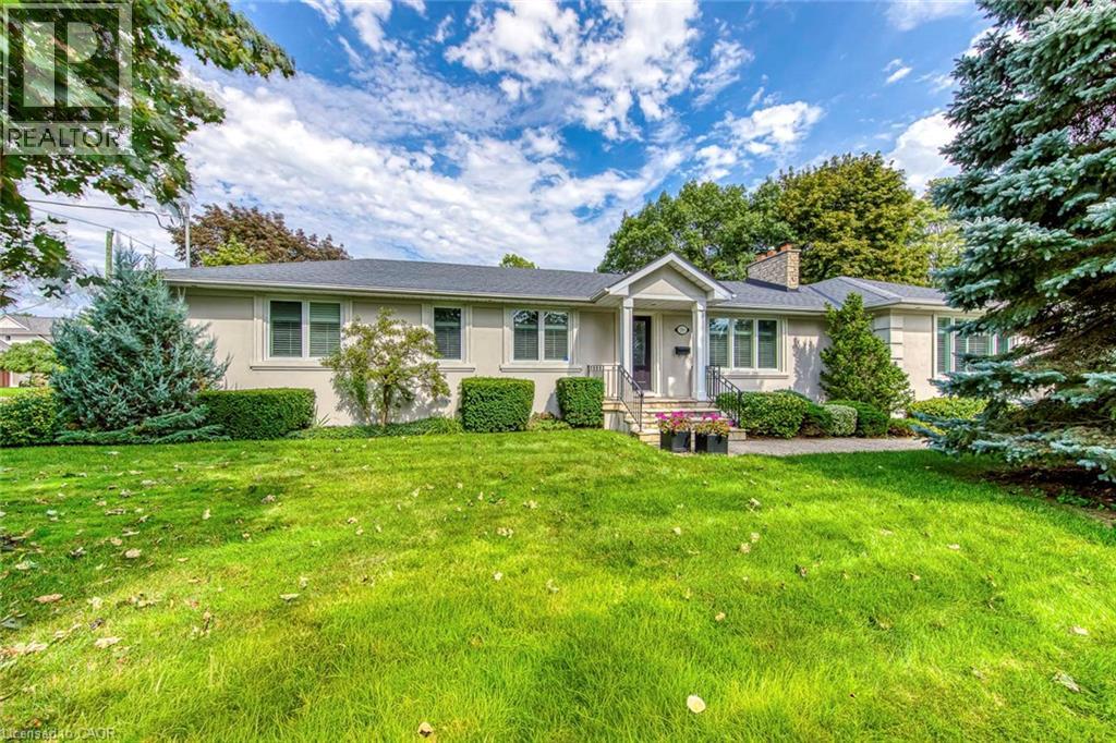Photo of 281 PINEHURST Drive