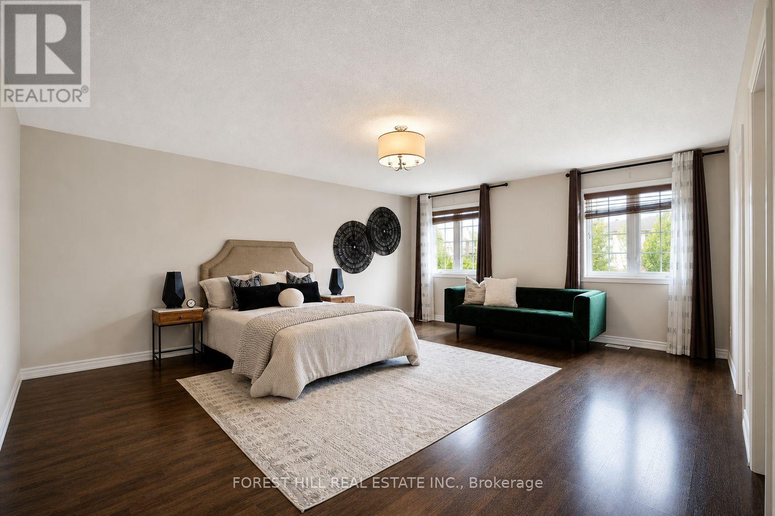 22 MCCOMBE LANE - 24