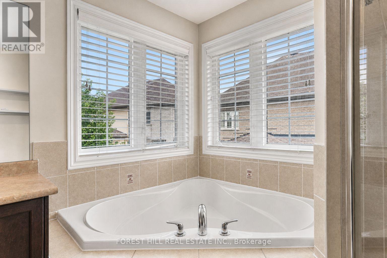 22 MCCOMBE LANE - 28