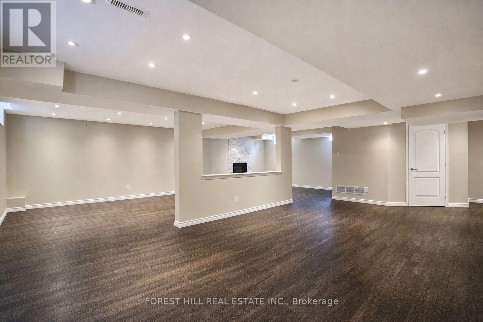 22 MCCOMBE LANE - 38