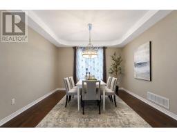 22 Mccombe Lane, Vaughan, ON L6A4G2 Photo 12