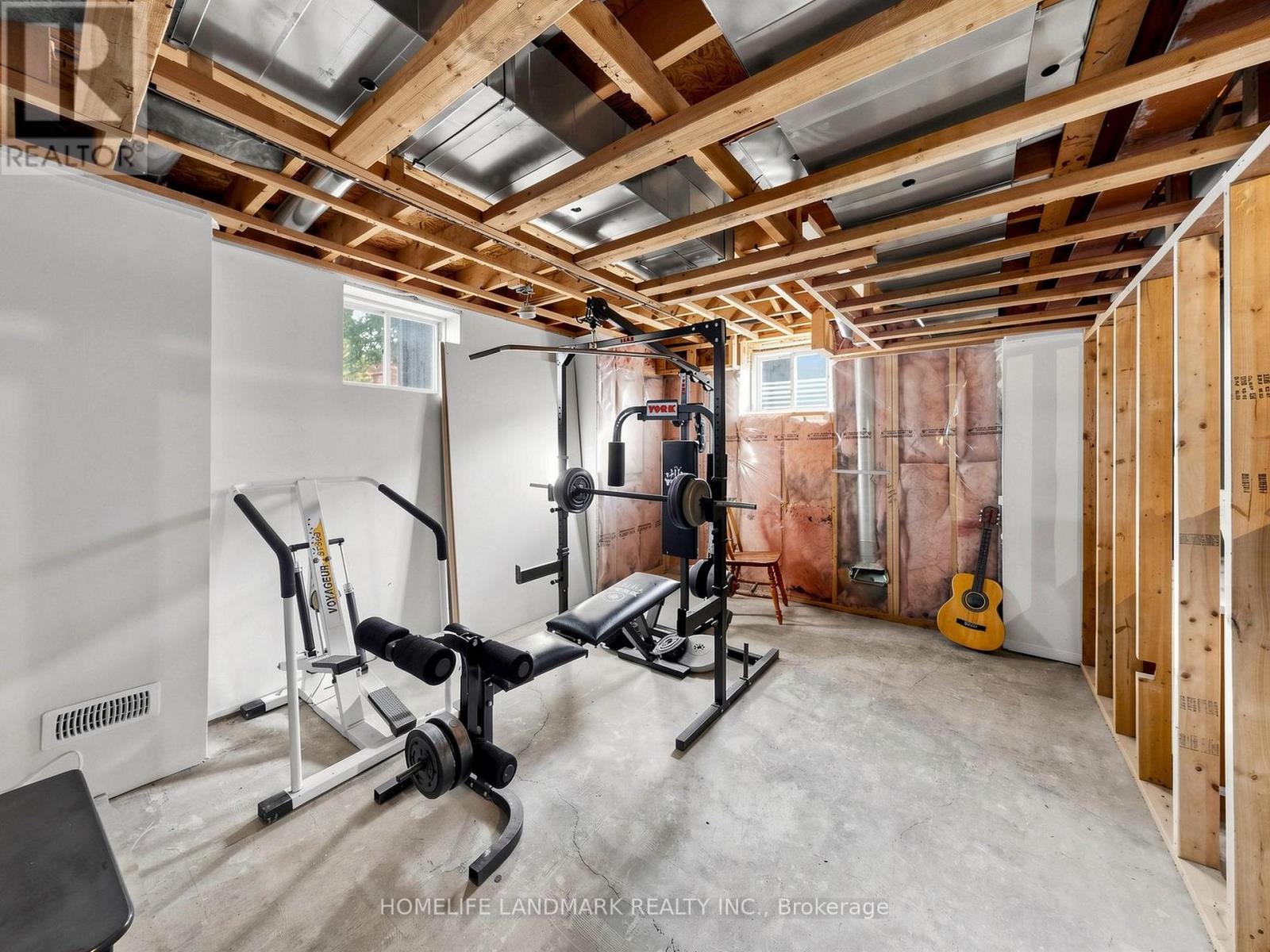 2 CASABEL DRIVE - 29