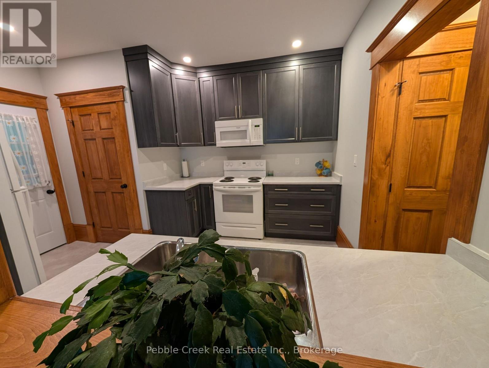 180 COBOURG STREET - 15