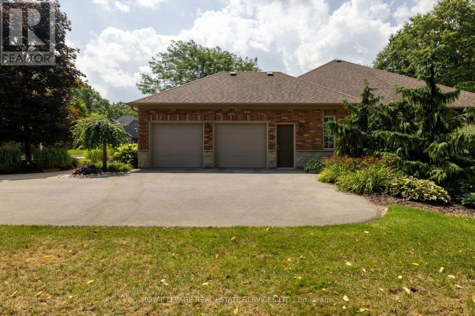 32 PARKSHORE PLACE - Image 41