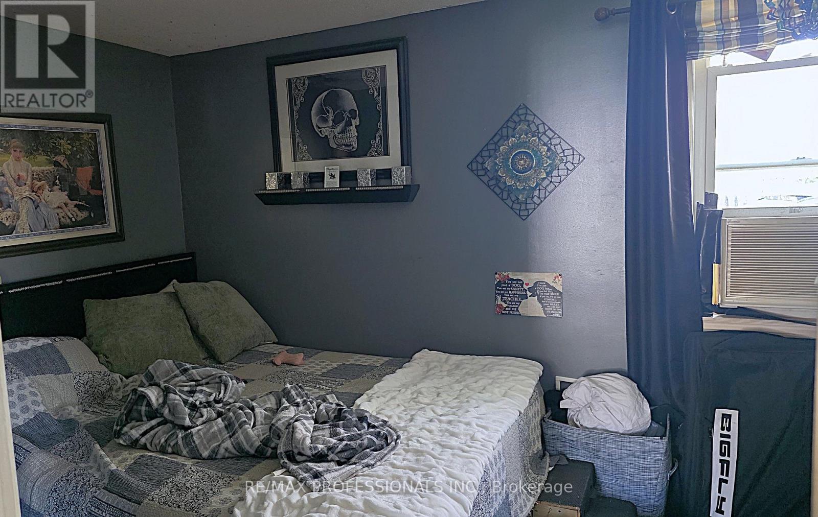 381 GRANITE STREET - 4