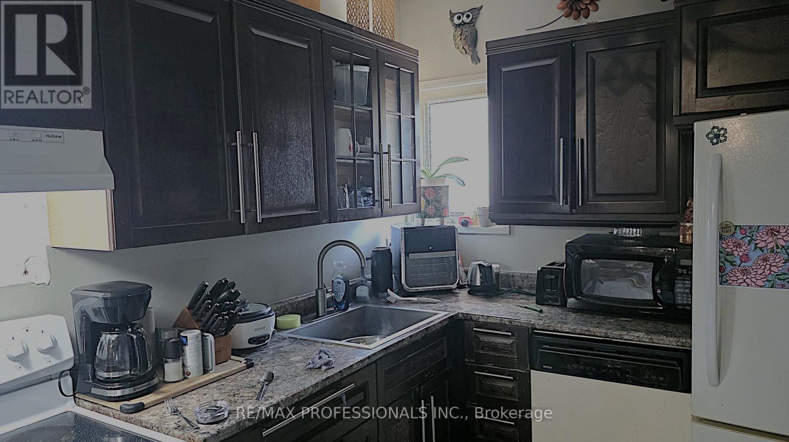 381 GRANITE STREET - 6