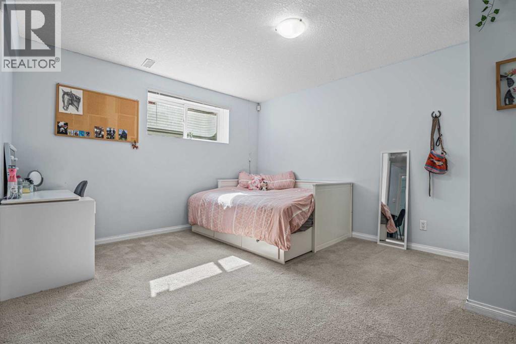 295 Aspen Hills Close SW - photo 44