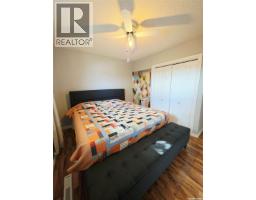 Laundry room - 1139 Broadview Road, Esterhazy, SK S0A0X0 Photo 16