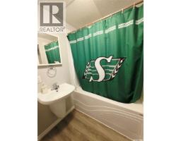 1139 Broadview Road, Esterhazy, SK S0A0X0 Photo 36