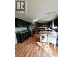 4pc Ensuite bath - 1139 Broadview Road, Esterhazy, SK S0A0X0 Photo 8