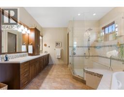 1103 Glenview Court, Kelowna, BC V1Y0A7 Photo 25