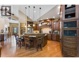 4pc Bathroom - 1103 Glenview Court, Kelowna, BC V1Y0A7 Photo 10