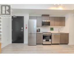46 - 871 Sheppard Avenue W, Toronto, ON M3H0E8 Photo 9