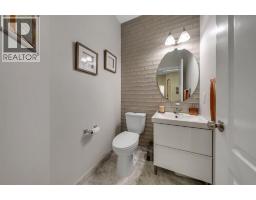 41 Evercreek Bluffs Crescent Sw, Calgary, AB T2Y0B9 Photo 32