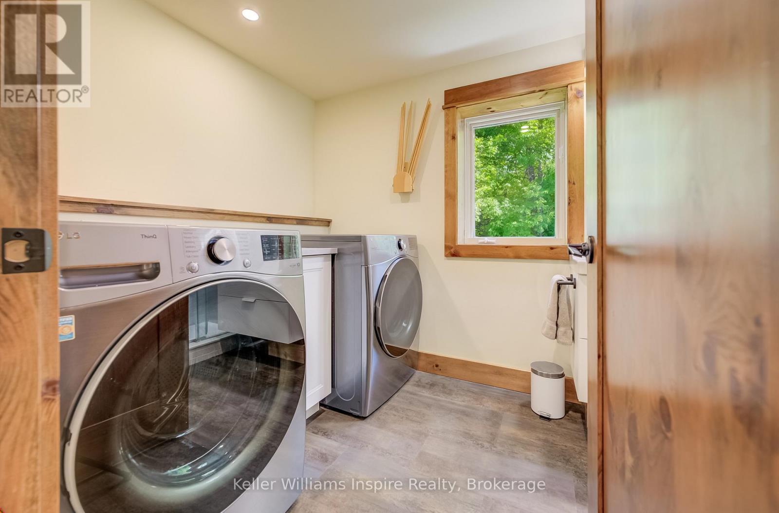 492513 SOUTHGATE SIDEROAD 49 - 24