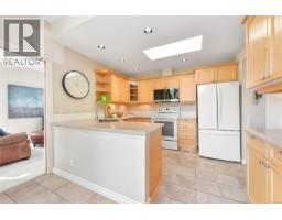 403 5327 Cordova Bay Rd, Saanich, BC V8Y2L3 Photo 23