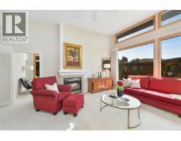 Living room - 403 5327 Cordova Bay Rd, Saanich, BC V8Y2L3 Photo 12