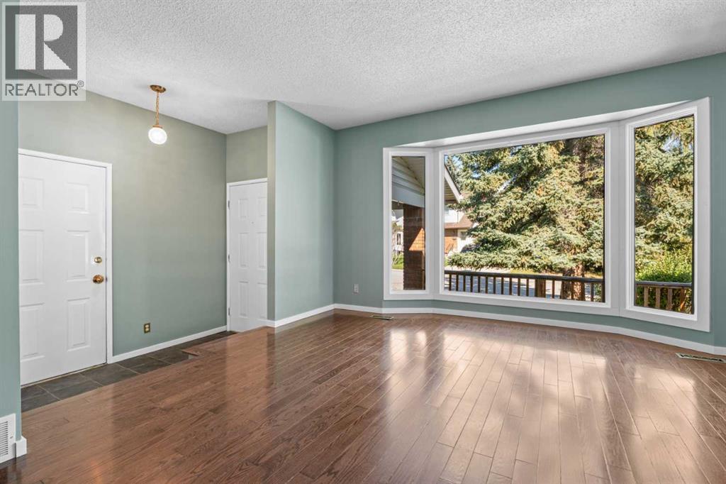 367 Woodridge Place SW - 16