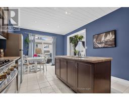 Family room - 413 Brigatine Avenue, Ottawa, ON K2S0P7 Photo 8