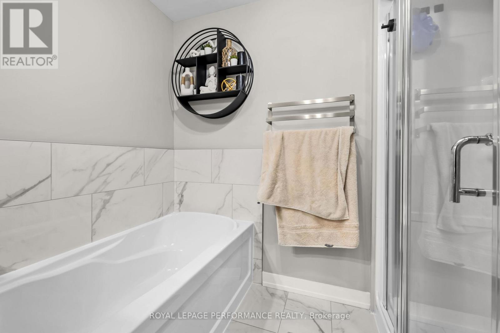 405 - 99 St Moritz Trail