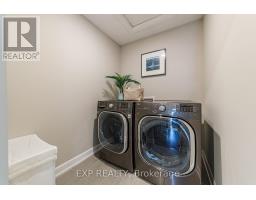 17 Allan Moore Place, Ottawa, ON K2S2A9 Photo 24