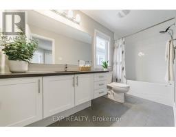 17 Allan Moore Place, Ottawa, ON K2S2A9 Photo 25