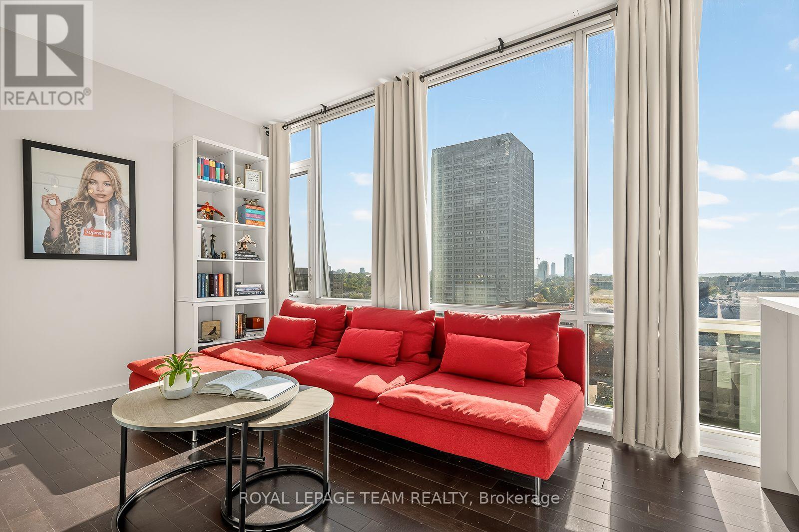 #1005 201 PARKDALE AVENUE - 2