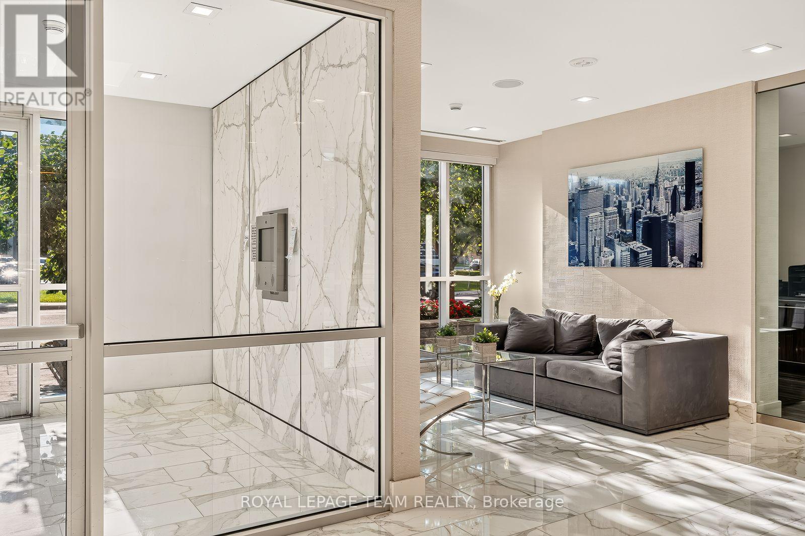 #1005 201 PARKDALE AVENUE - 26