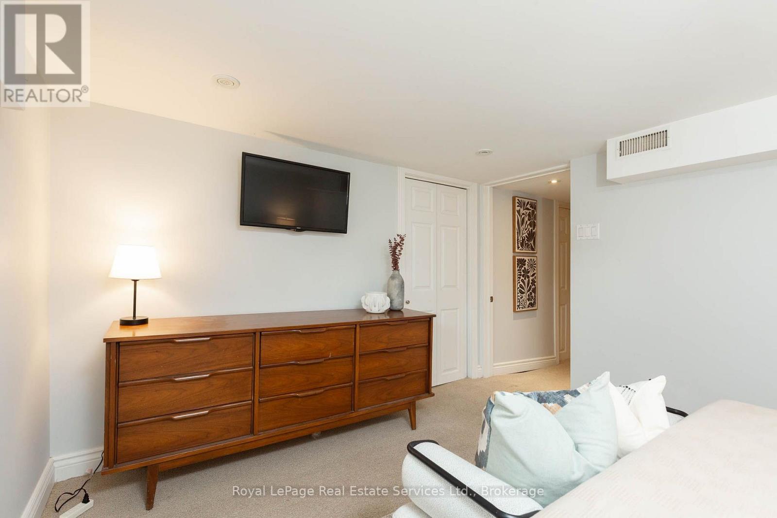 12 NEWMARKET AVENUE - 29