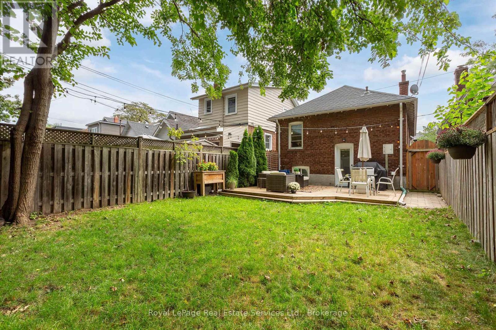 12 NEWMARKET AVENUE - Image 36