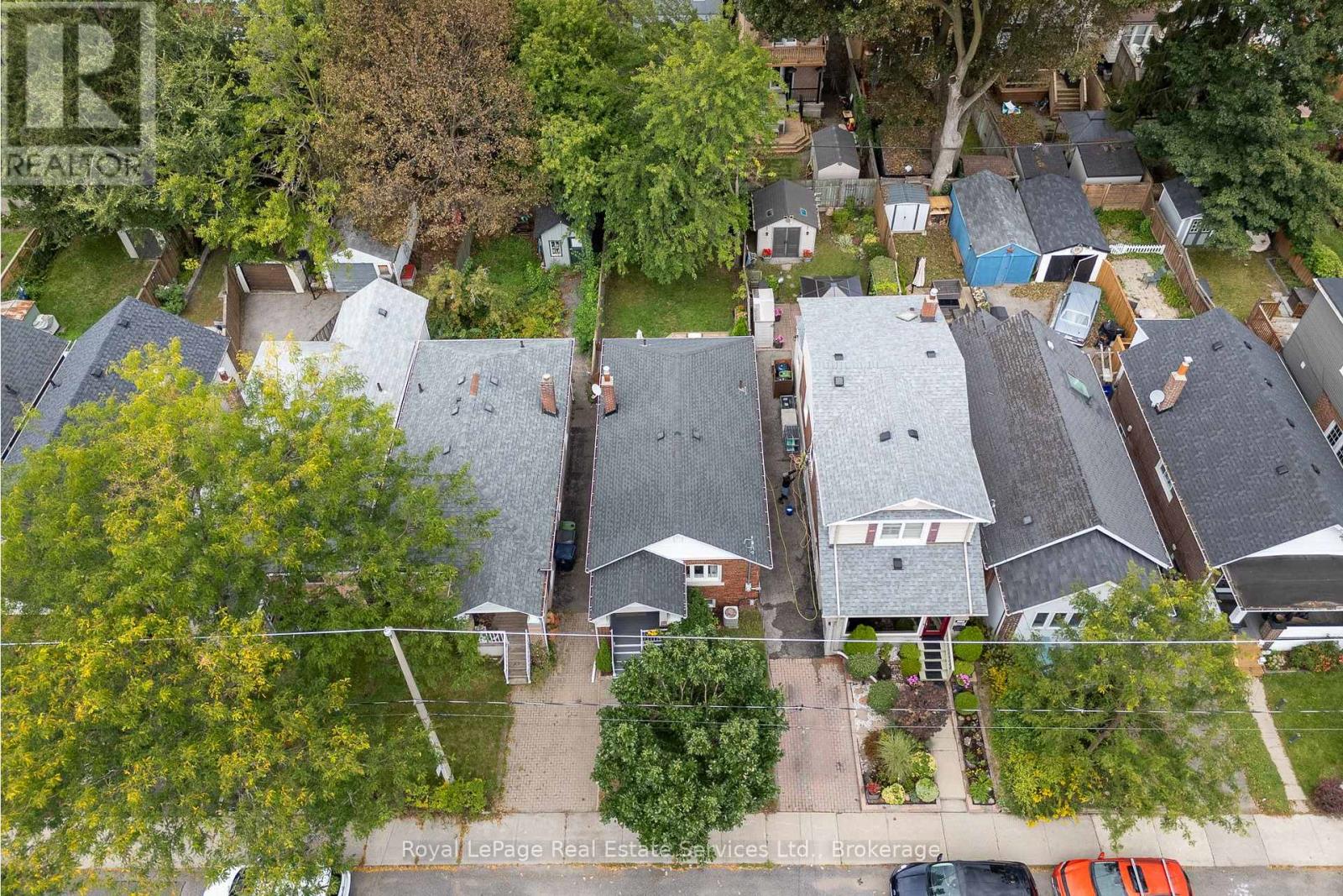 12 NEWMARKET AVENUE - 40