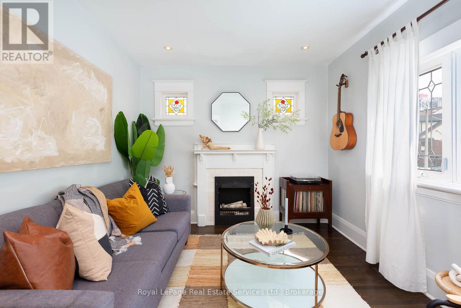 12 NEWMARKET AVENUE - 8