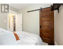 12 Newmarket Avenue, Toronto, ON M4C1V7 Photo 18