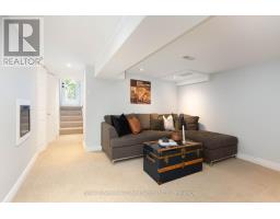12 Newmarket Avenue, Toronto, ON M4C1V7 Photo 24