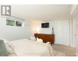 12 Newmarket Avenue, Toronto, ON M4C1V7 Photo 28