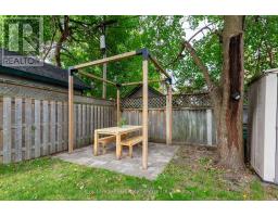 12 Newmarket Avenue, Toronto, ON M4C1V7 Photo 34