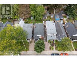12 Newmarket Avenue, Toronto, ON M4C1V7 Photo 40