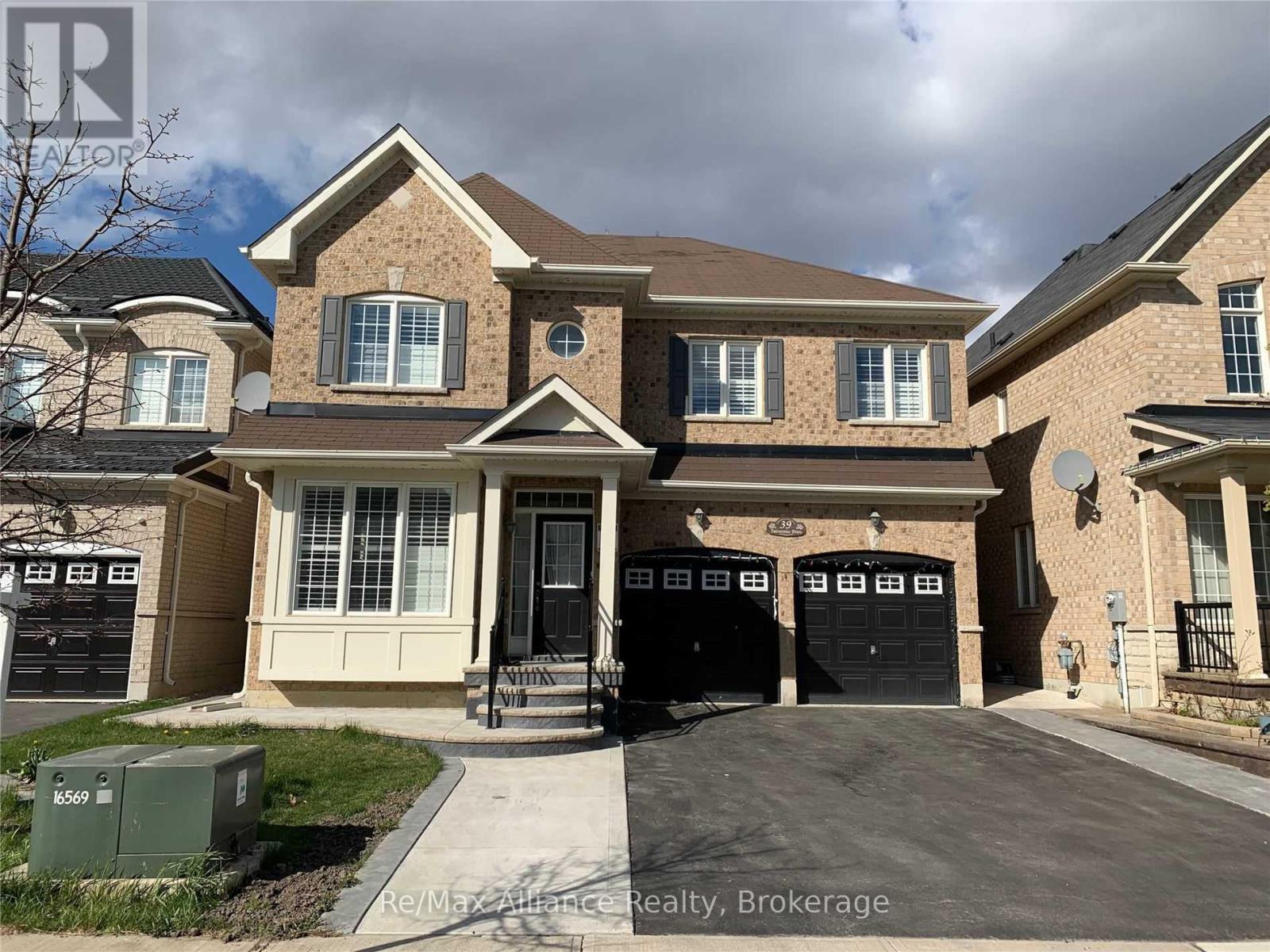 39 FAIRSERVICE DRIVE - 1